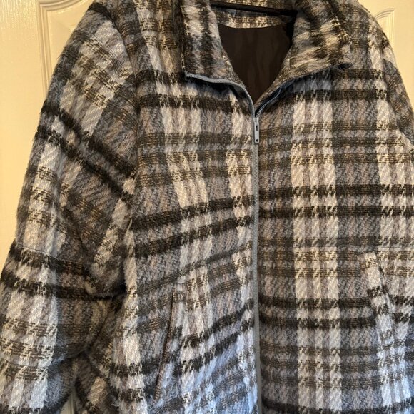 Women’s Penningtons Wool-Blend Plaid Zip Jacket – Size 3X – Like New - Picture 2 of 4